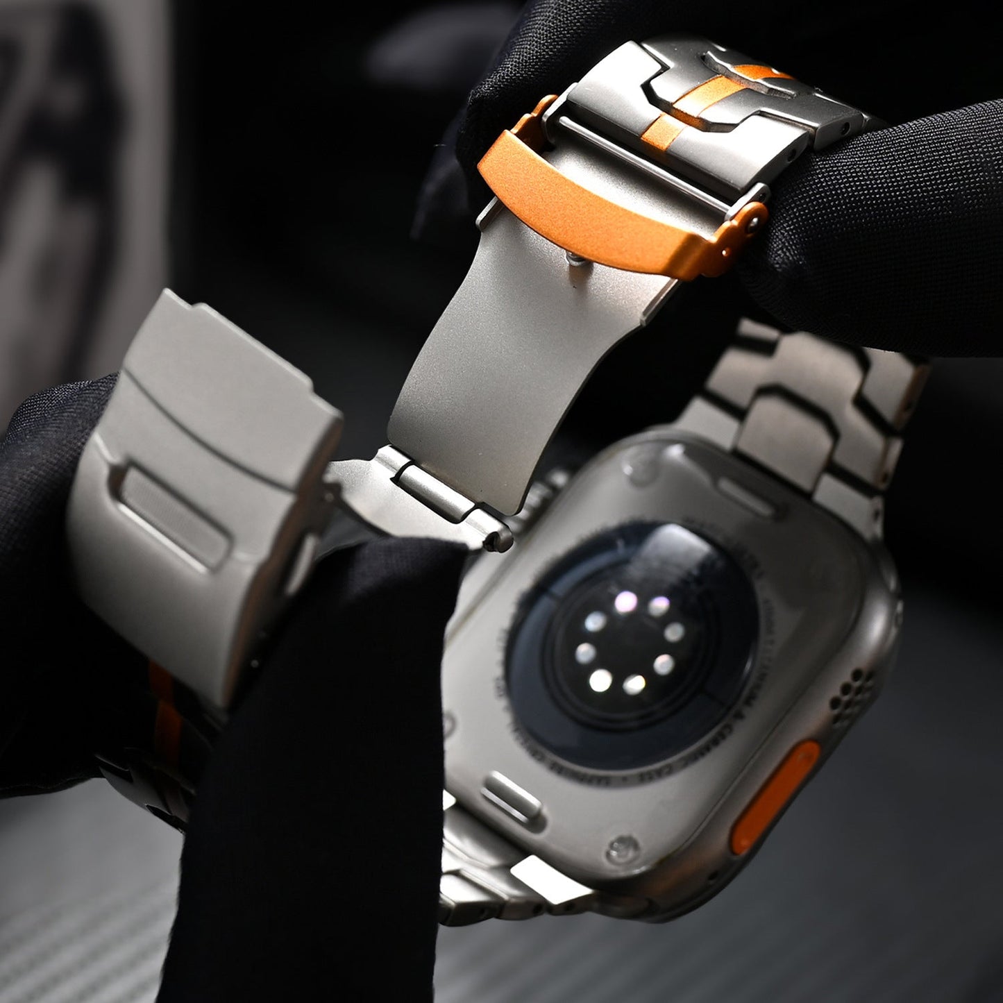 LoofFitU™ Titanium alloy Band For Apple Watch