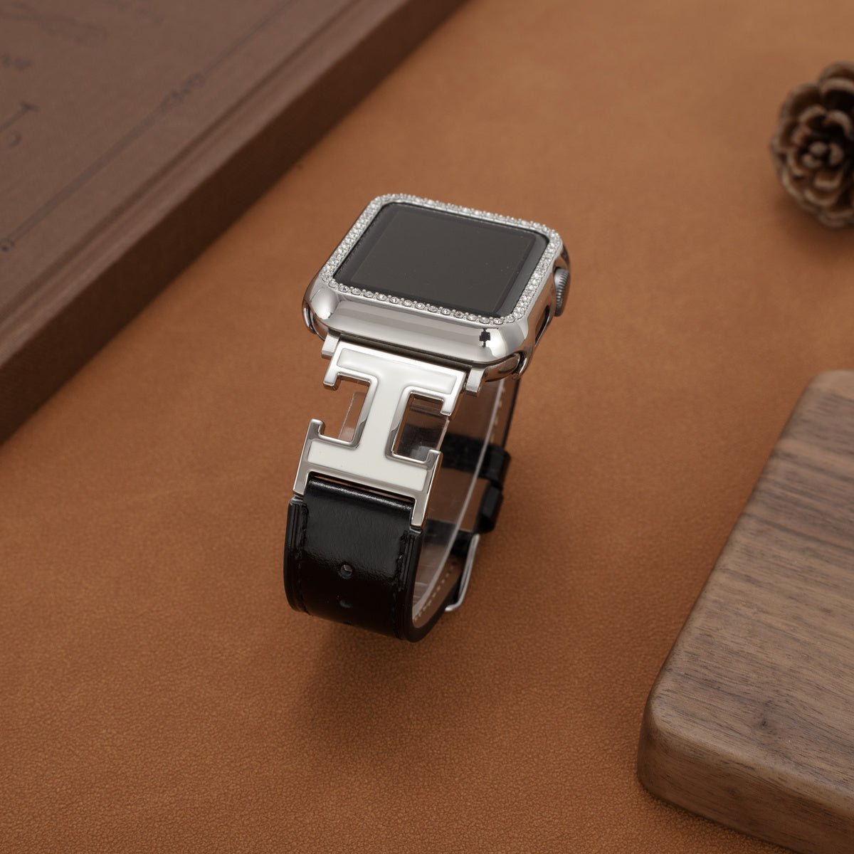 LoofFitU™ Elegant Holiday Leather Strap For Apple Watch