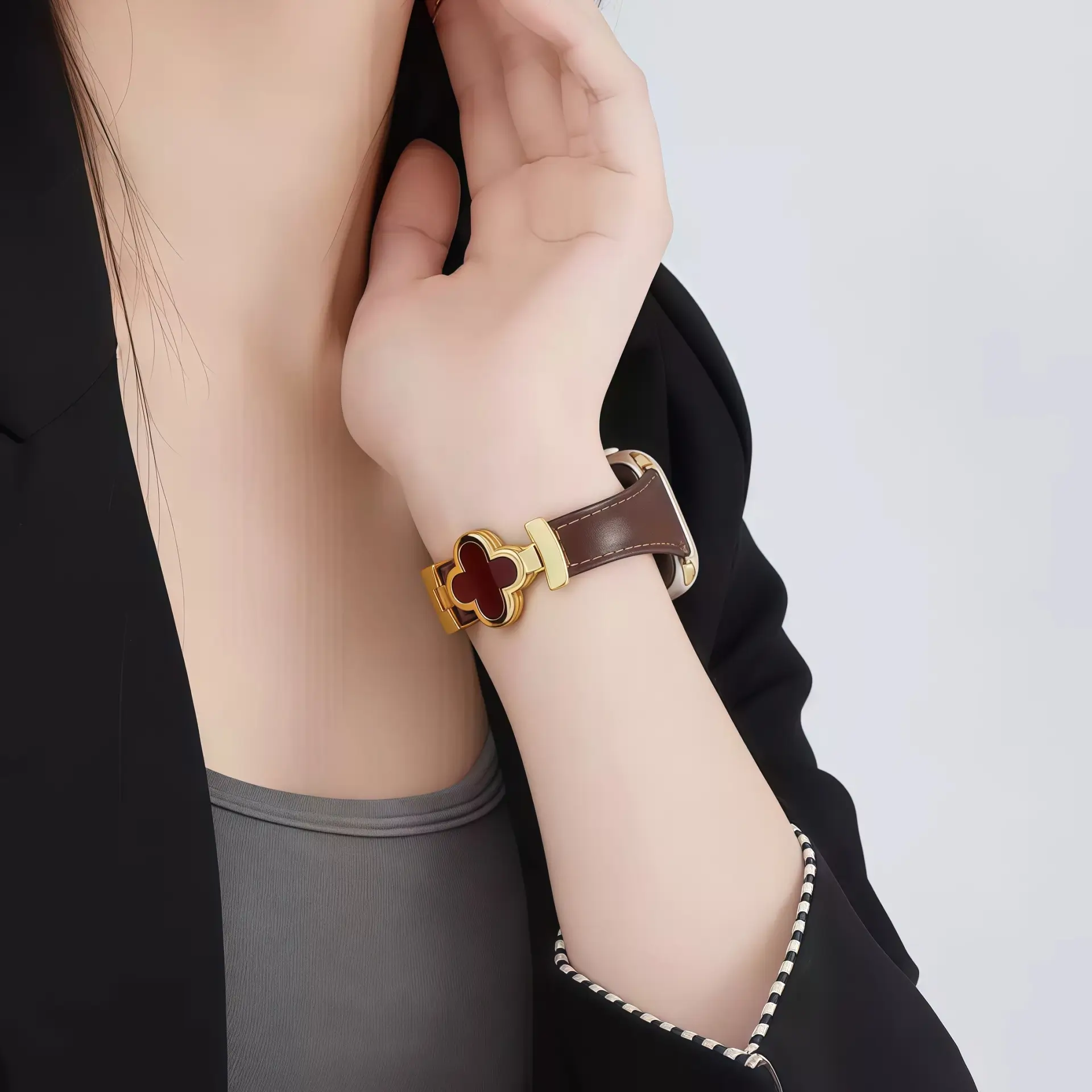 Lucky Flower Leather Strap For Apple Watch