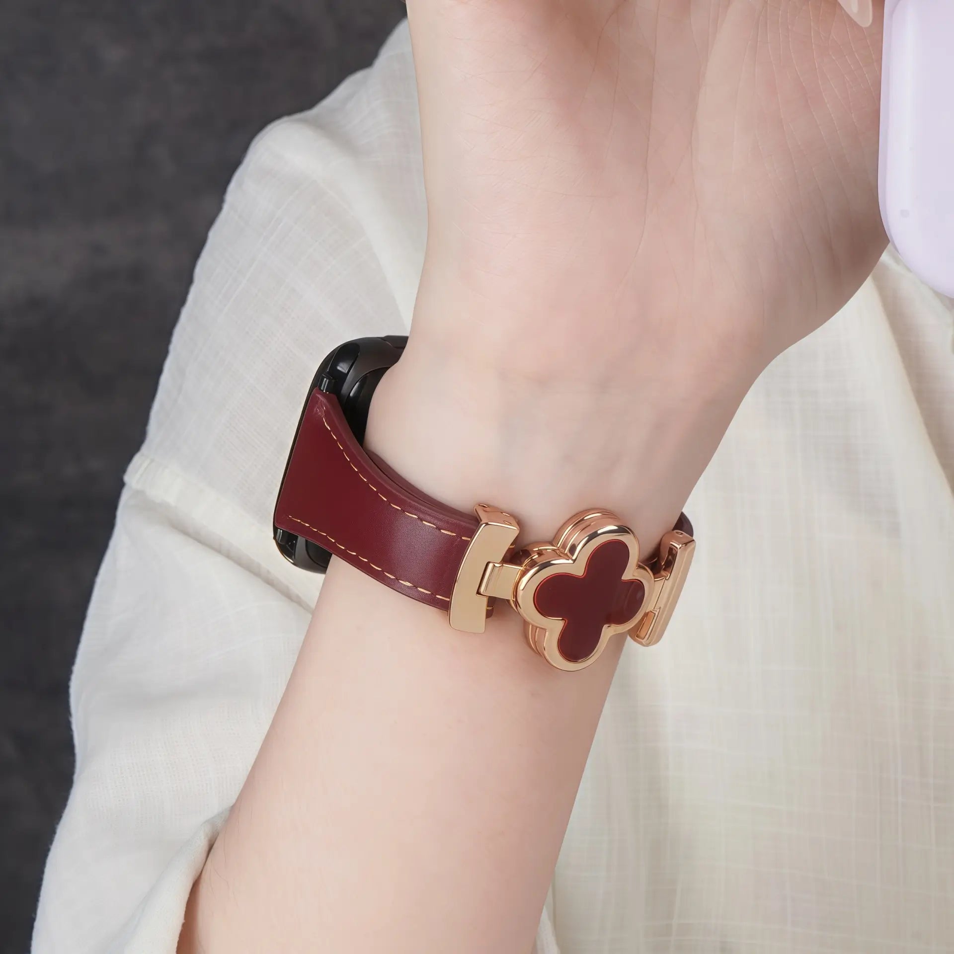 Lucky Flower Leather Strap For Apple Watch