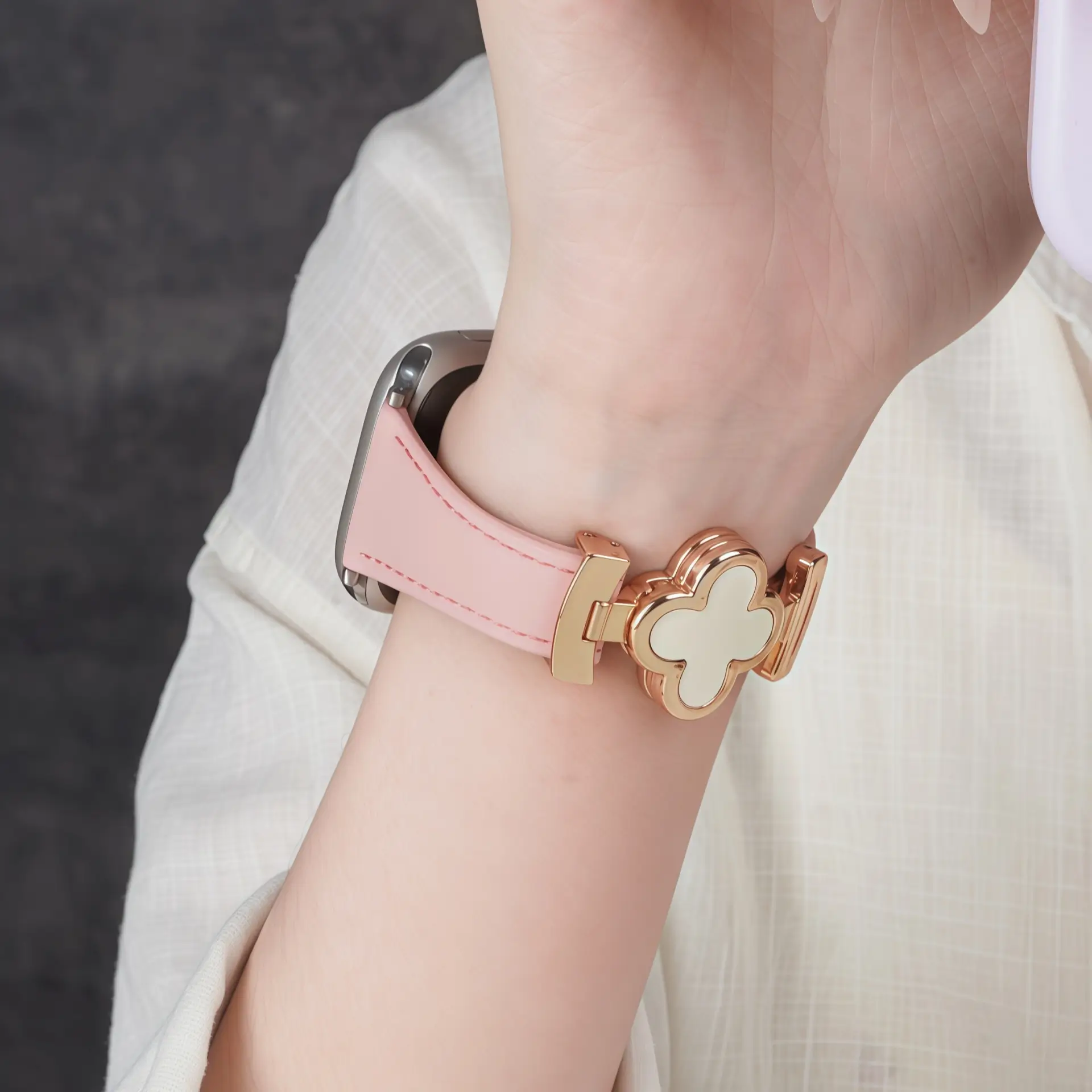 Lucky Flower Leather Strap For Apple Watch