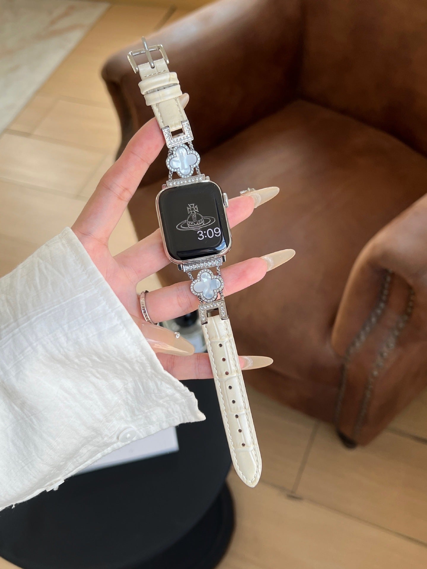 LoofFitU™ Diamond Clover Alligator Leather Strap – Shine Bright with Luxury and Style