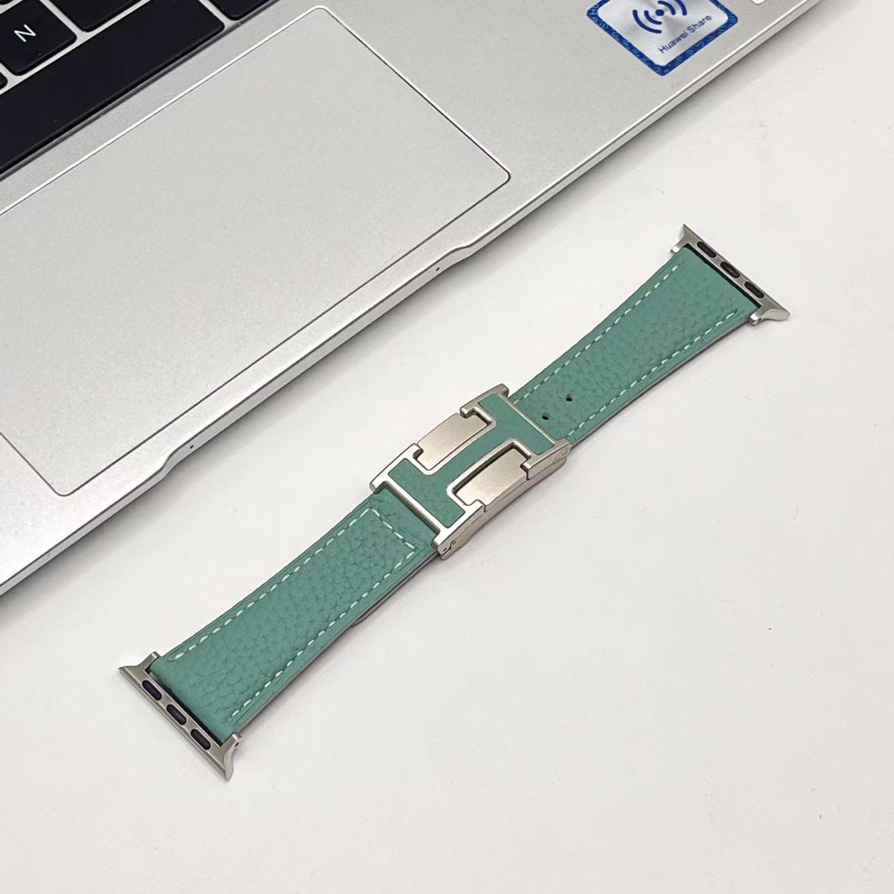 LoofFitU™ Stylish H-Shaped Leather Band – Elevate Your Look with Luxury and Comfort