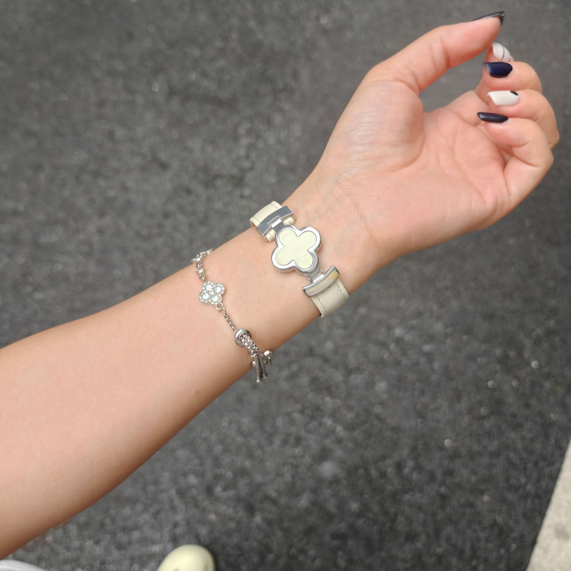 LoofFitU™  Luxury Clover Leather Strap