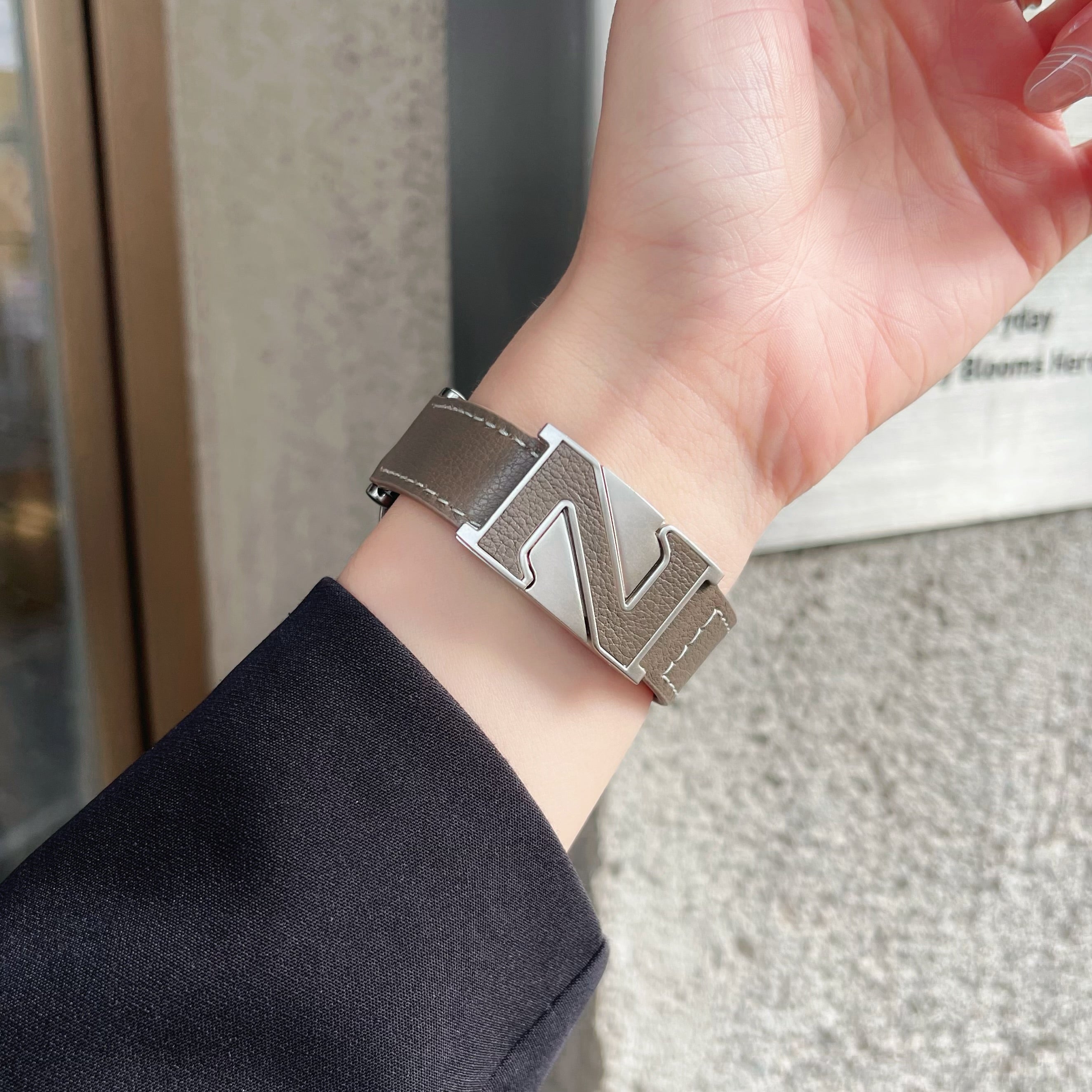 Z-Shaped Leather Strap