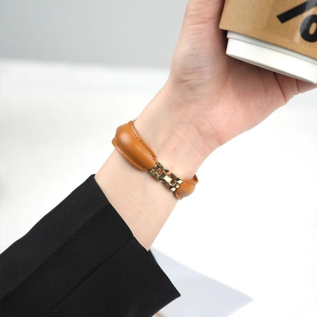 LoofFitU™ Luxe Leather-Metal Strap for Apple Watch – Elegant. Durable. Unique.