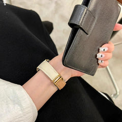 LoofFitU™ D-Shaped Leather Band – Refined Design, Superior Comfort