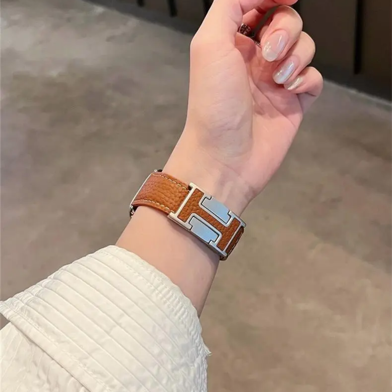LoofFitU™ Stylish H-Shaped Leather Band – Elevate Your Look with Luxury and Comfort