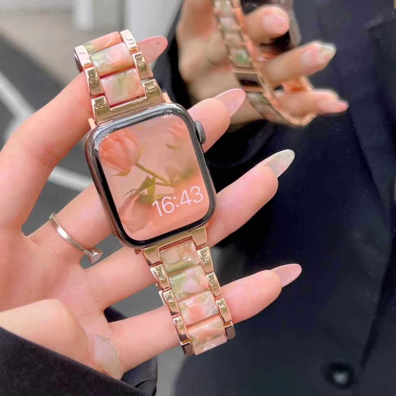 LoofFitU™ Gorgeous Resin Metal BandGorgeous Resin Metal Band